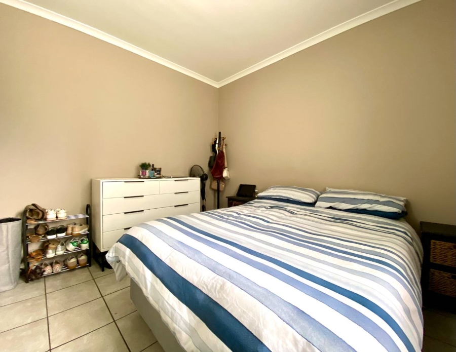 1 Bedroom Property for Sale in Klein Drakenstein Western Cape